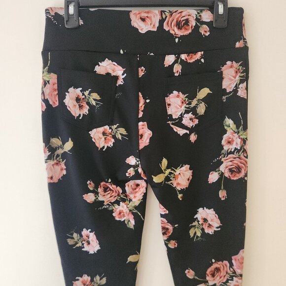 Shosho Floral Leggings Hot Pants Pockets Stretch Womens Large NEW NWT - Picture 6 of 11